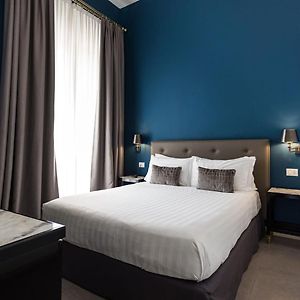 Camera familiare con letto king size